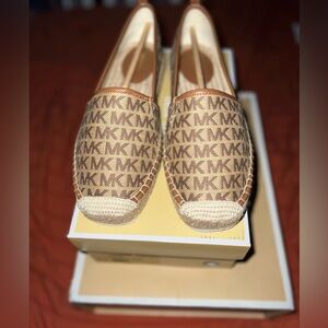 Michael Kors Lenny Espadrilles (Never worn)